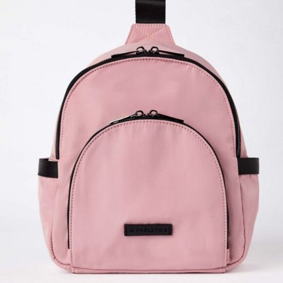 Fabletics Downtown Mini Sling - Picture 15 of 15